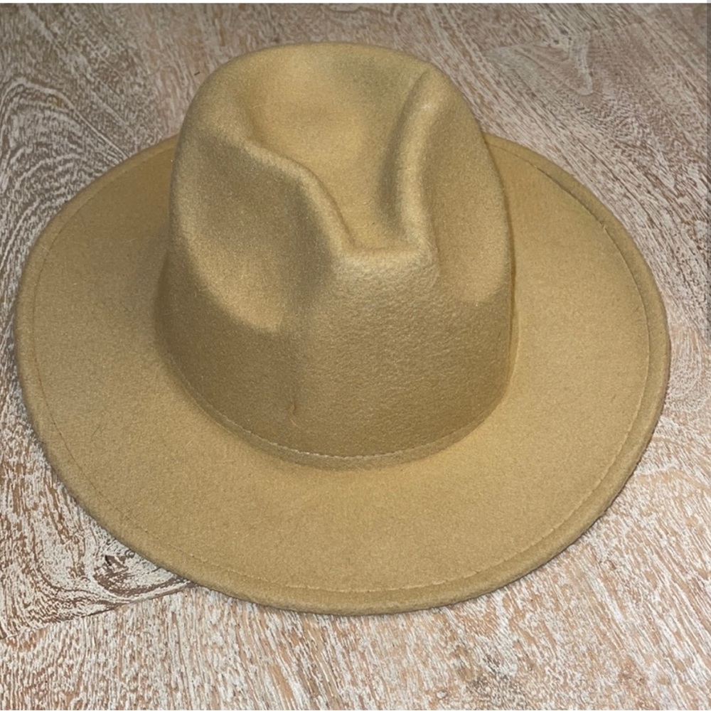 Tan hat - Picture 2 of 3